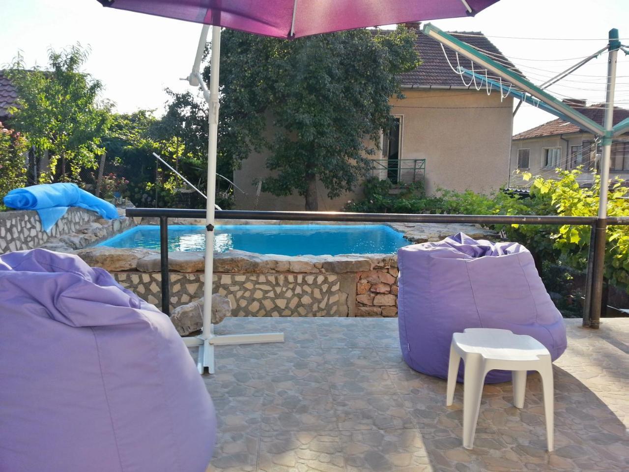 Guest House Bedrock Belogradchik Bagian luar foto